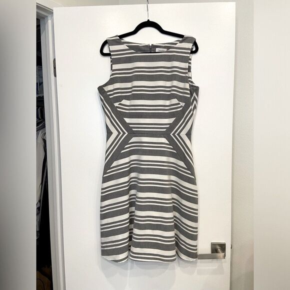 Calvin Klein Striped Sleeveless Dress - Size 12 - EUC - Picture 1 of 5